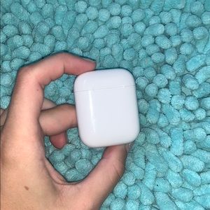 Apple airpods